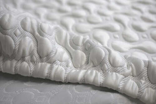 Наматрасник Dreamline Чехол с микромассажным эффектом серии Корректирующие